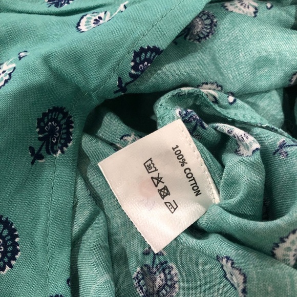 One piece jumpsuit with attached dupatta - Picture 4 of 5